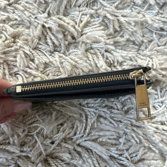Marc Jacob's Key & Card Wallet - Picture 8 of 8